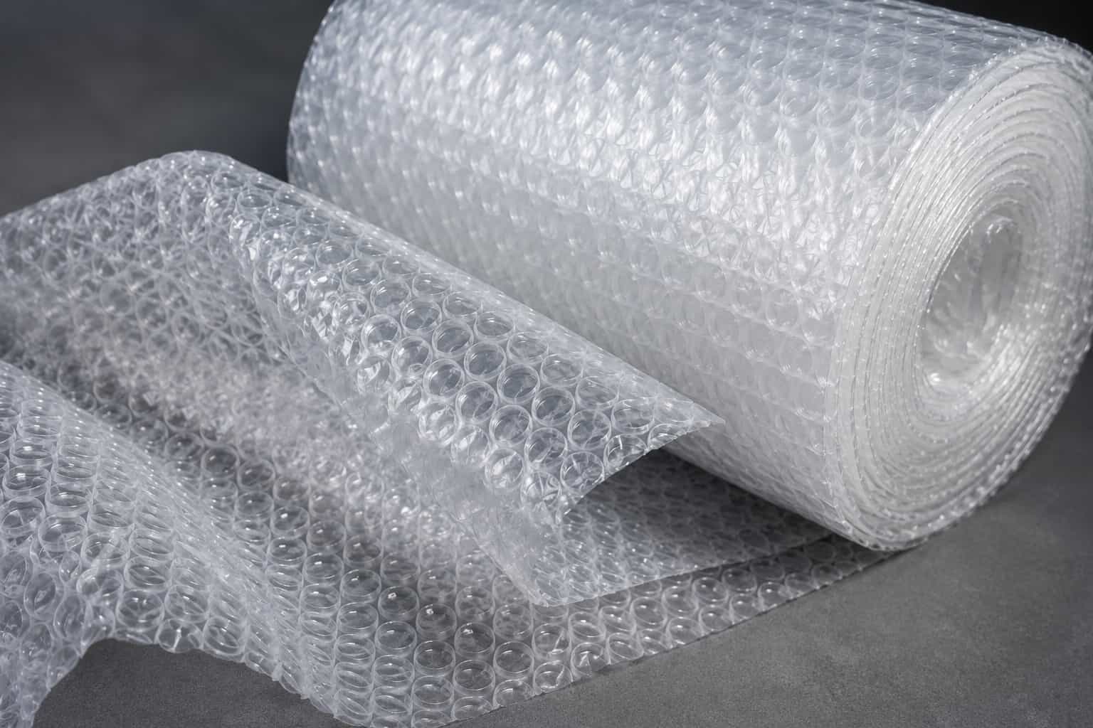 Plástico bolha reforçado: proteção ideal para seu envio